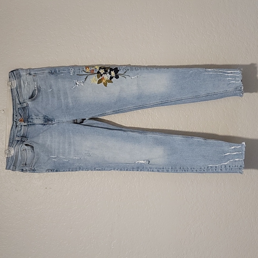Zara Mid-Rise Embroidered Jeans
